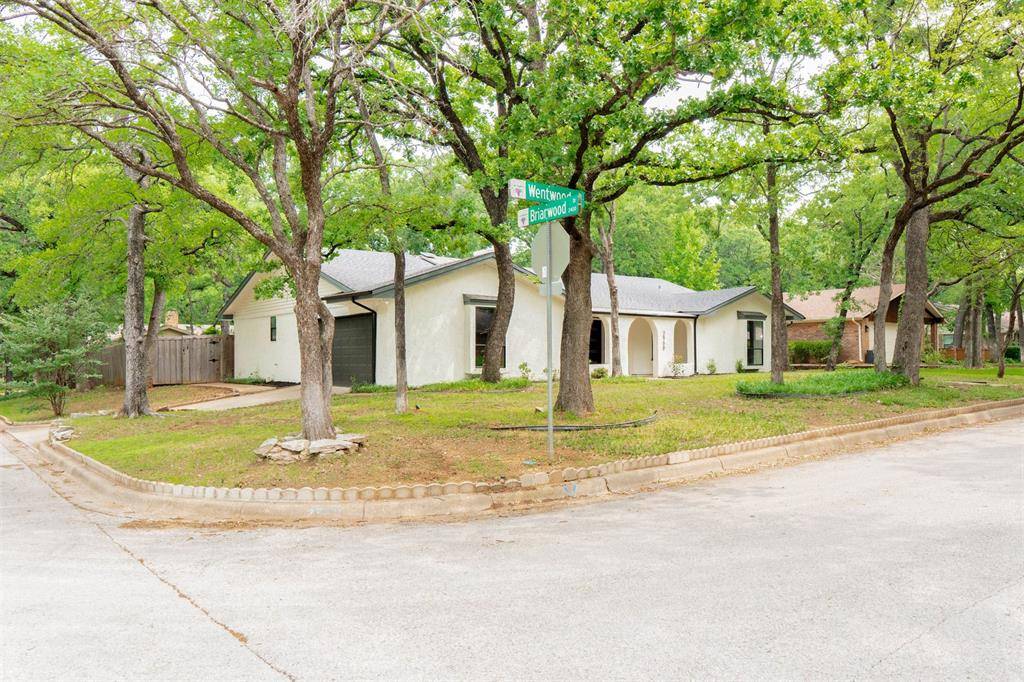 2958 Wentwood Drive, Grapevine, TX 76051