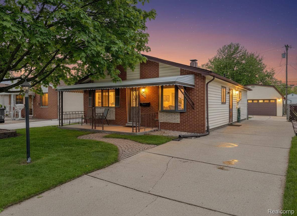 6038 Michael ST, Taylor, MI 48180