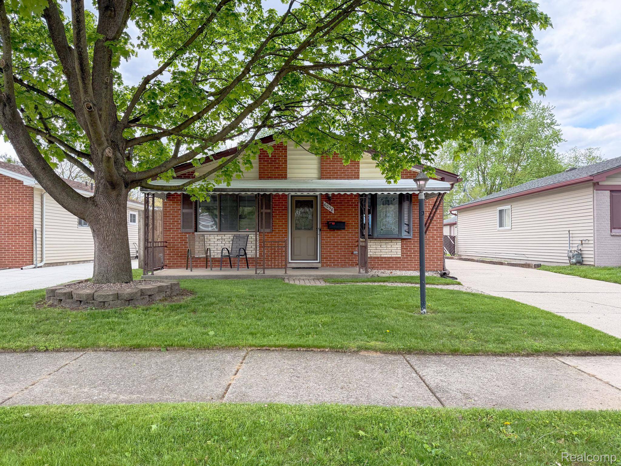 6038 Michael ST, Taylor, MI 48180