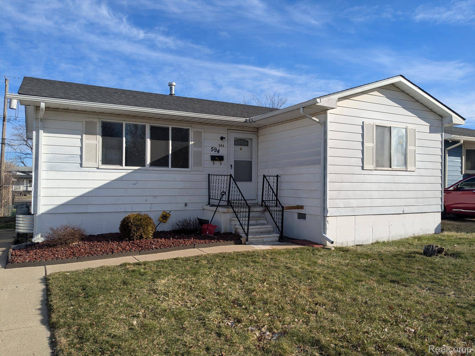 594 Colorado AVE, Pontiac, MI 48341