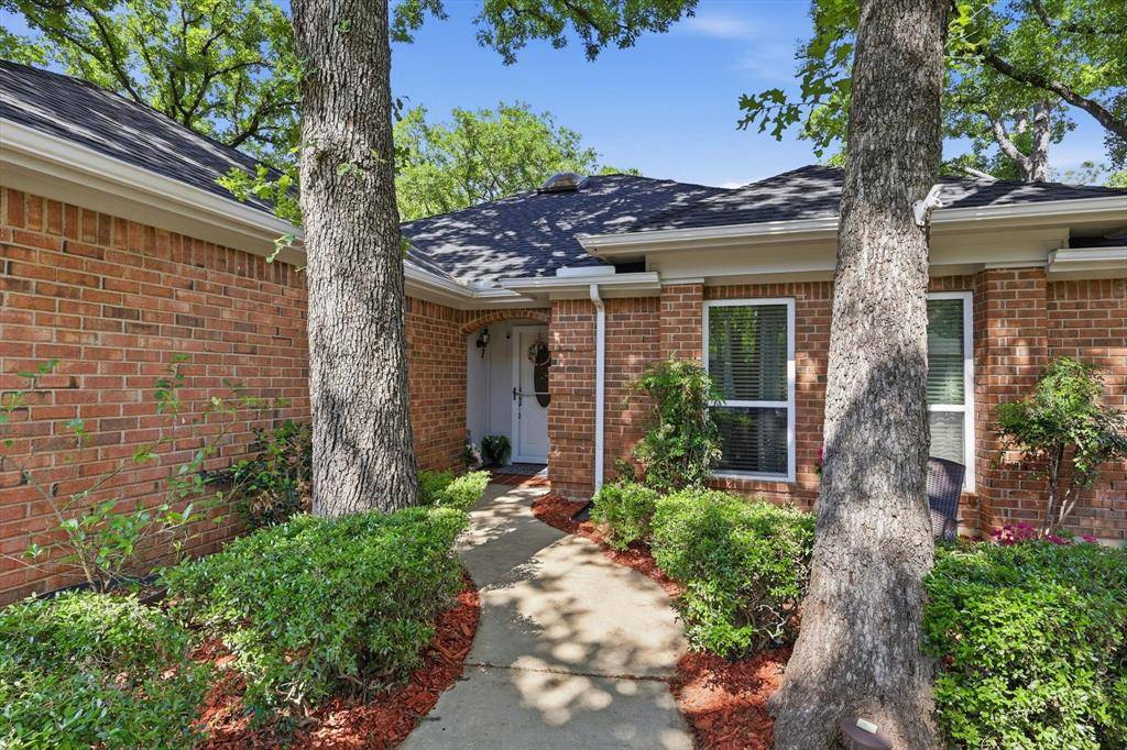 6020 Paradise Drive, Arlington, TX 76001