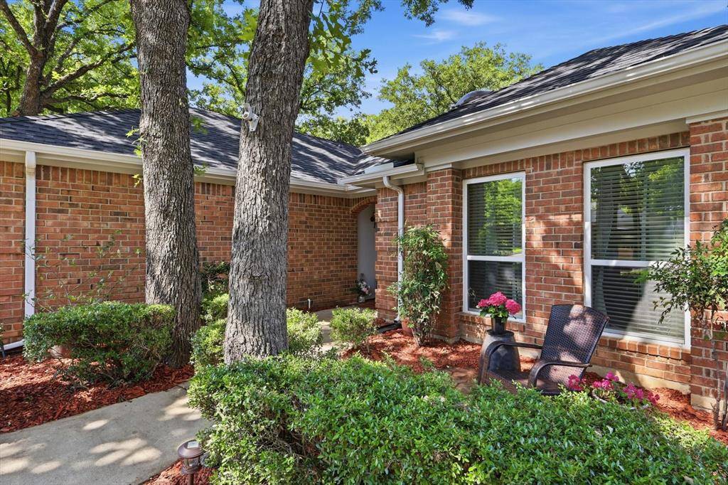 6020 Paradise Drive, Arlington, TX 76001