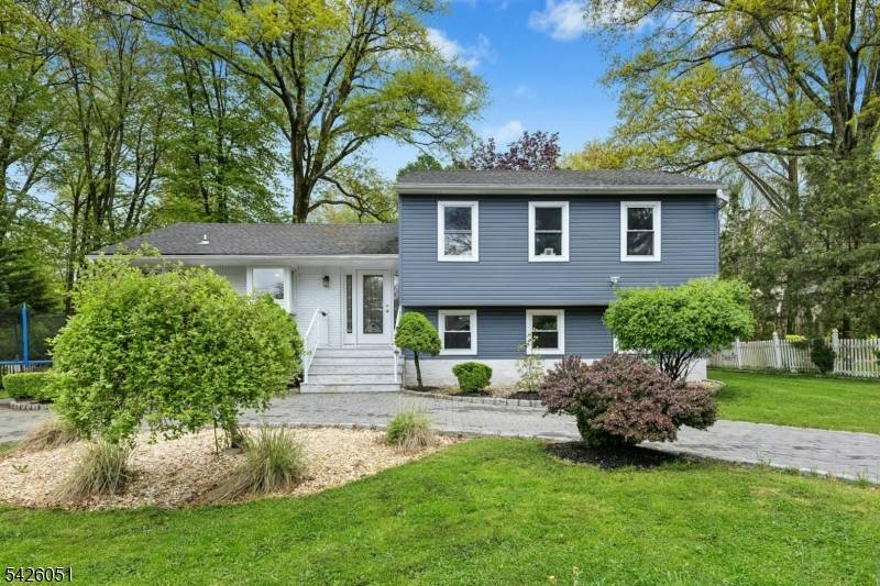 15 Roosevelt Ave, Berkeley Heights Twp., NJ 07922