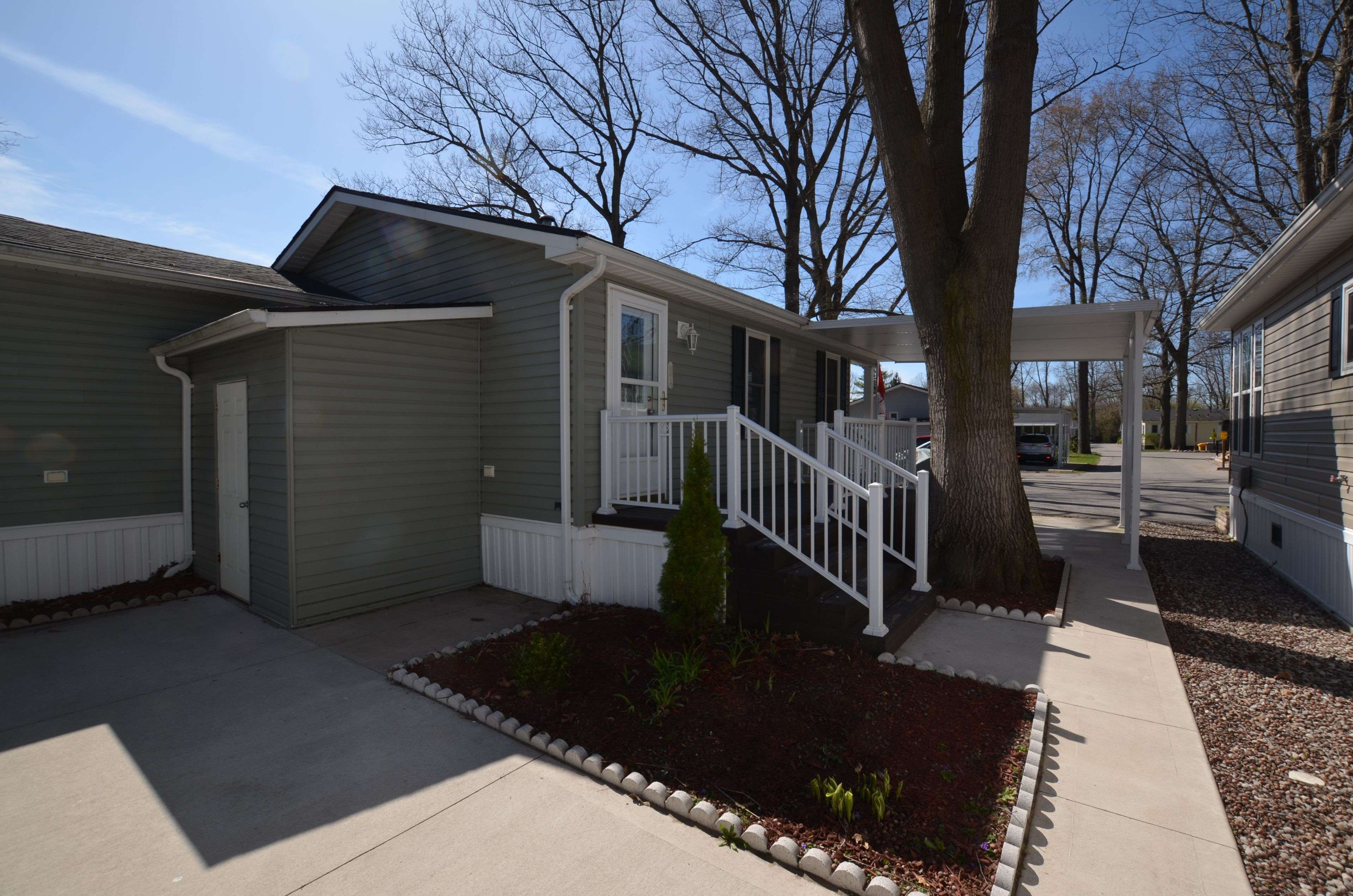 22790 Amiens RD #51, Middlesex Centre, ON N0L 1R0