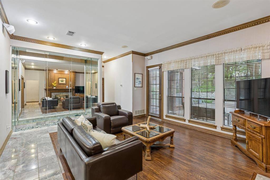 950 Willow Court, Fairview, TX 75069