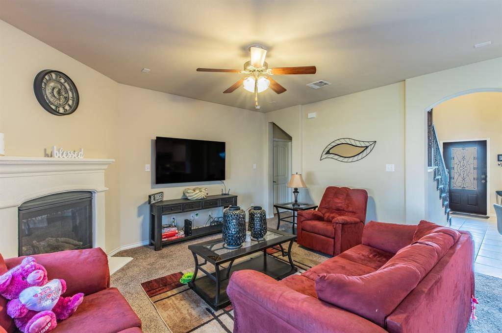 2001 Lake Pine Drive, Little Elm, TX 75068