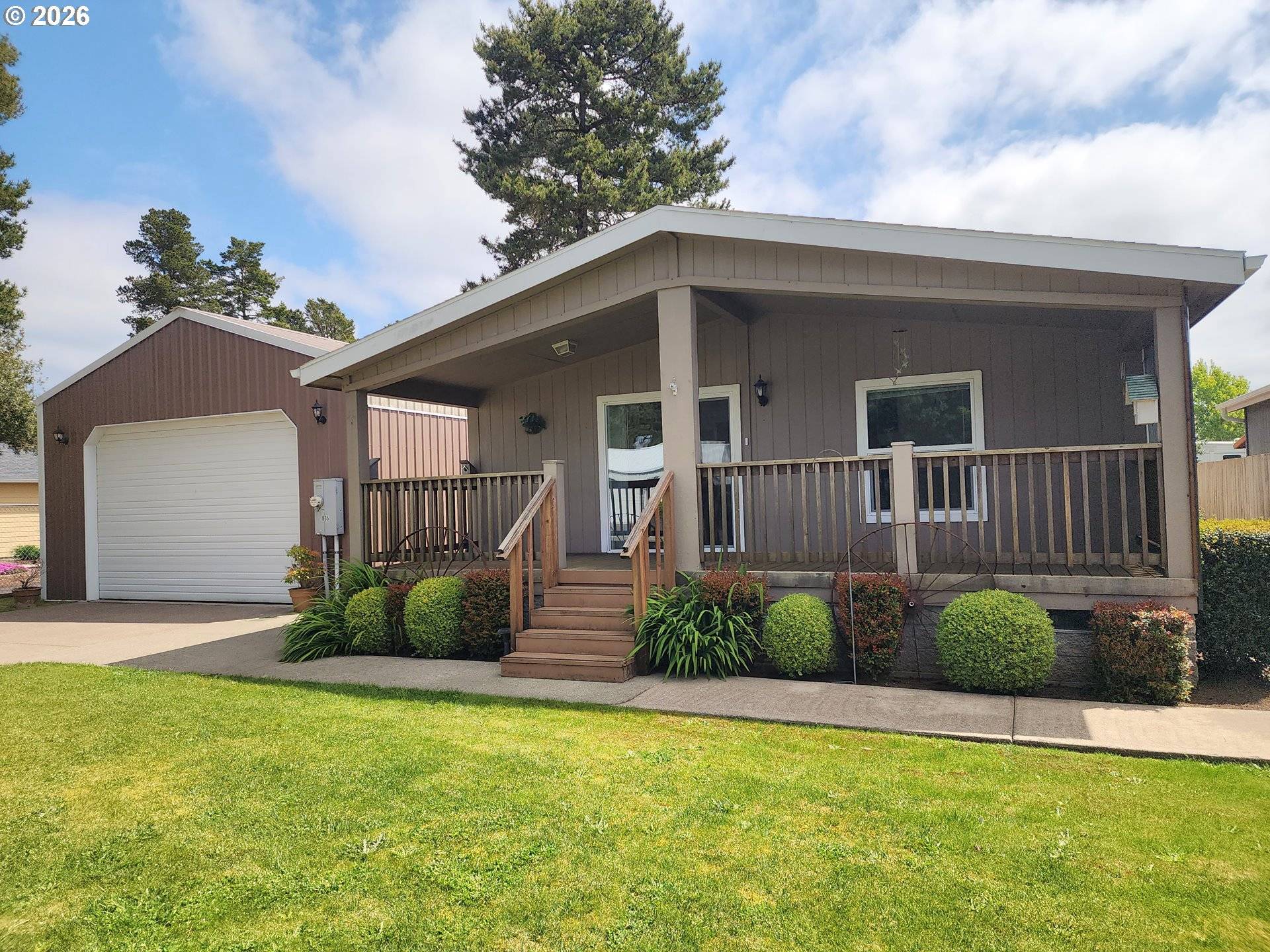 835 RAECHEL RD, Lakeside, OR 97449