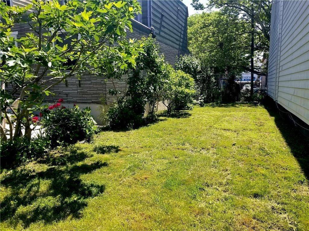 1129 60th ST, Brooklyn, NY 11219