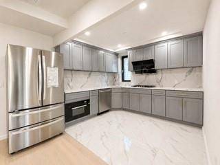 207 Bay 35th ST #2B, Brooklyn, NY 11214