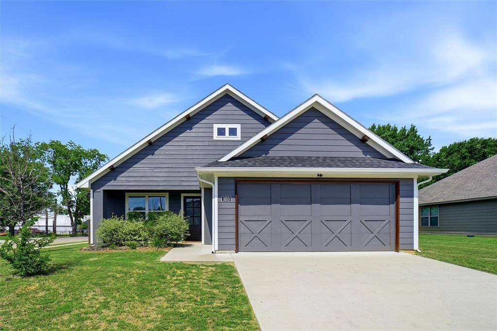 103 Clover Circle, Weatherford, TX 76086