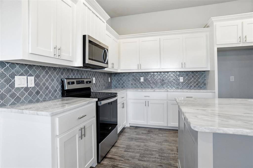 103 Clover Circle, Weatherford, TX 76086