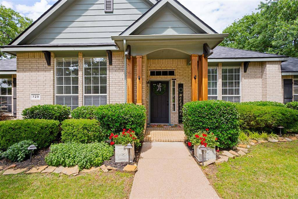 729 Big Horn Trail, Crowley, TX 76036