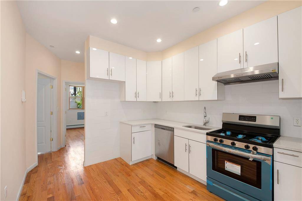 1171 86th ST #2B, Brooklyn, NY 11228