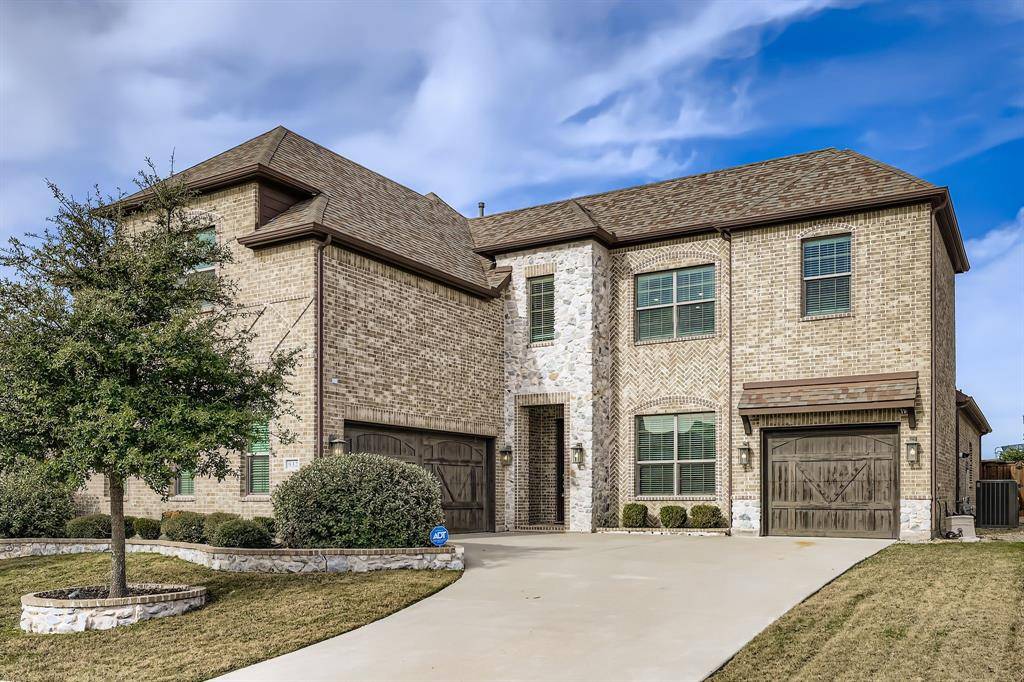 932 Hunters Creek Drive, Rockwall, TX 75087