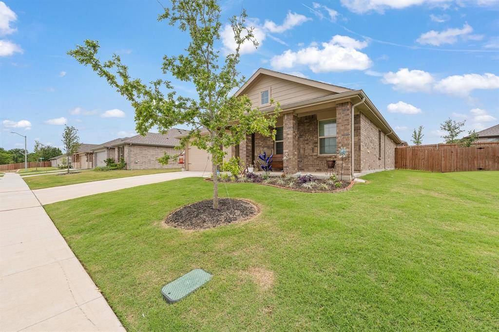 313 Crestridge Drive N, Cleburne, TX 76033