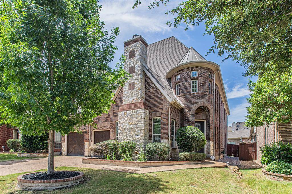 216 Florence Drive, Lewisville, TX 75056