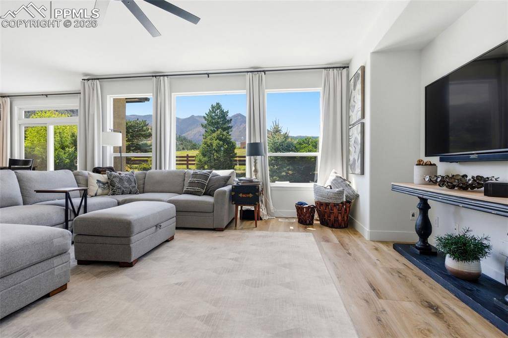 7830 Ravenstone CT, Colorado Springs, CO 80919
