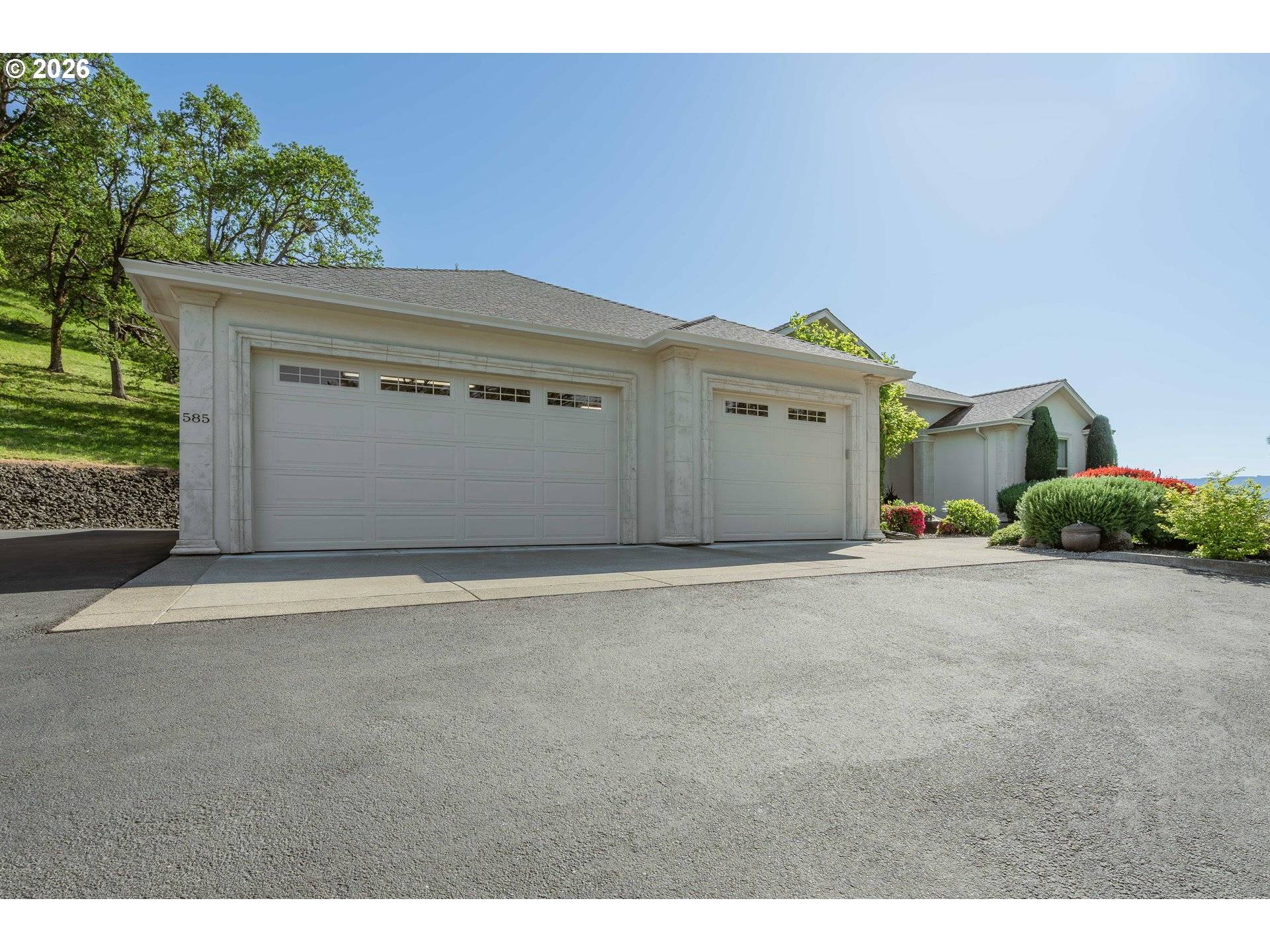585 PEGASUS LN, Roseburg, OR 97471