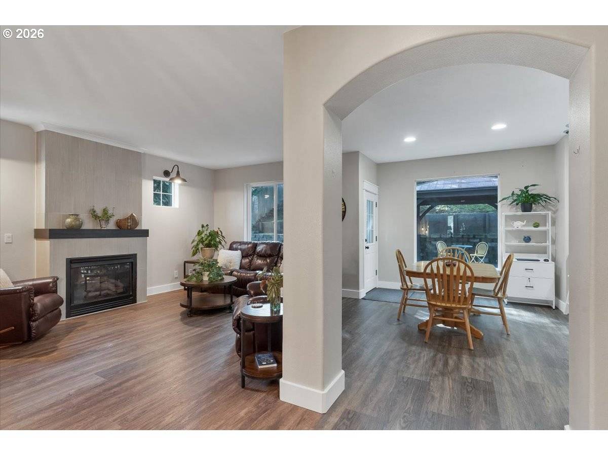 1155 LITTLE JOHN LOOP, Salem, OR 97304