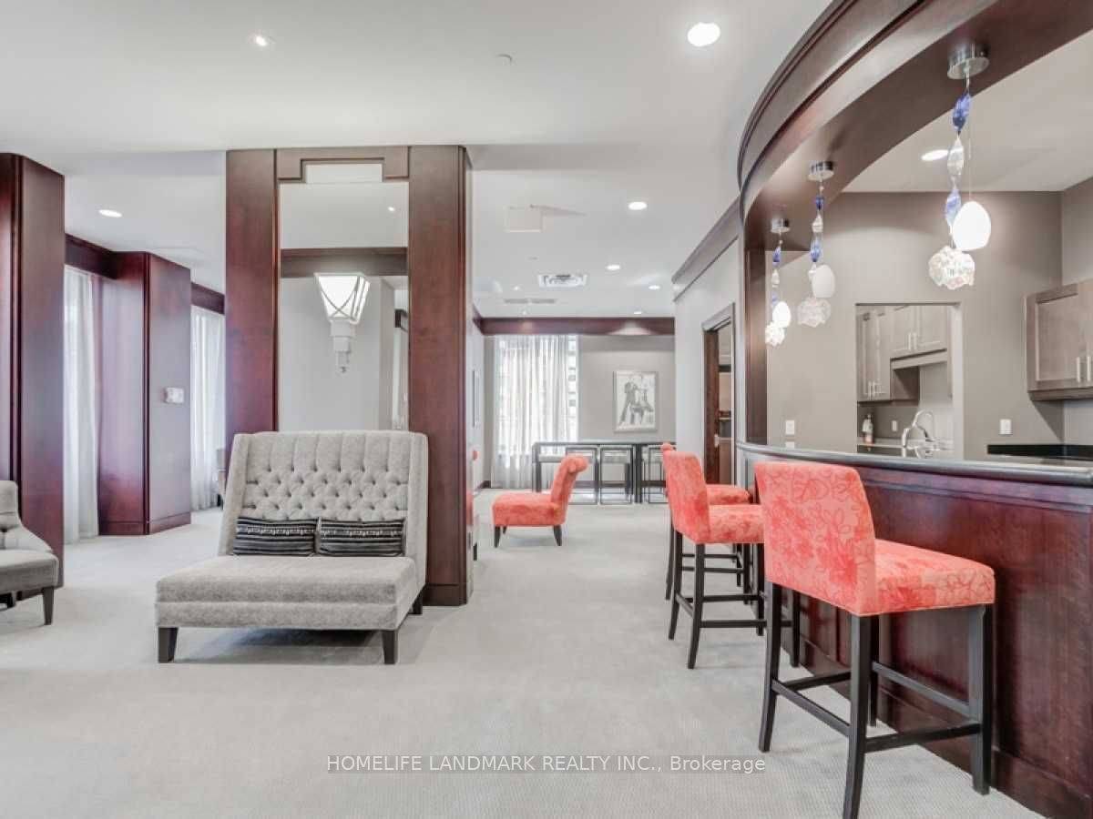 35 Balmuto ST #1006, Toronto C01, ON M4Y 0A3