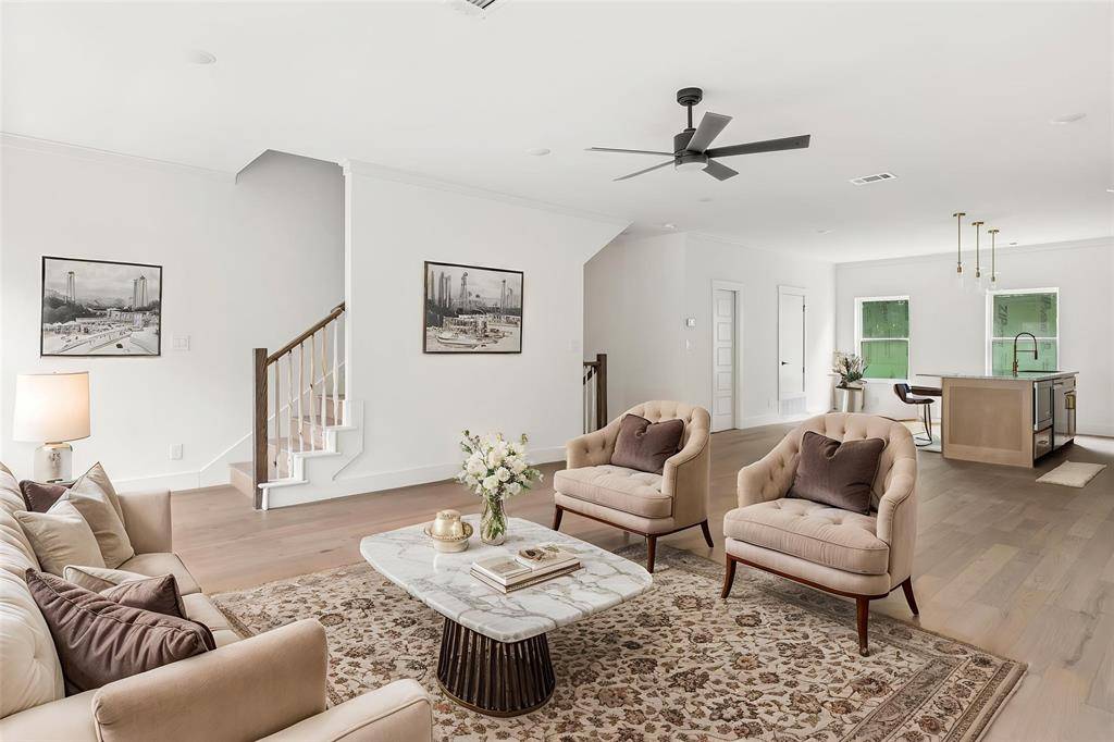 2725 Azalea Park Circle, Fort Worth, TX 76107