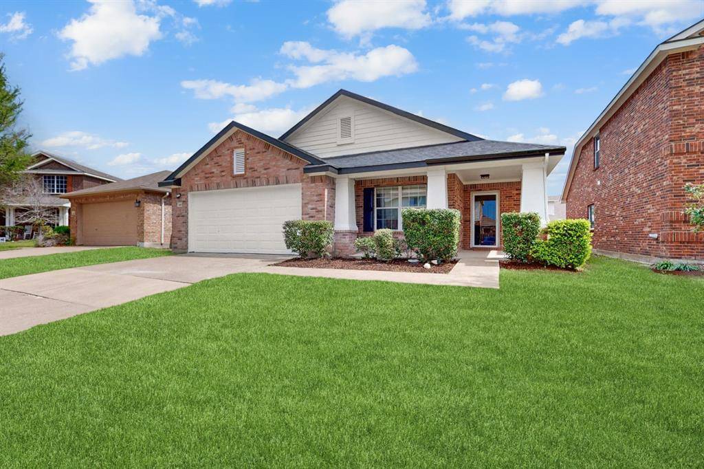 1008 Talpa Lane, Forney, TX 75126