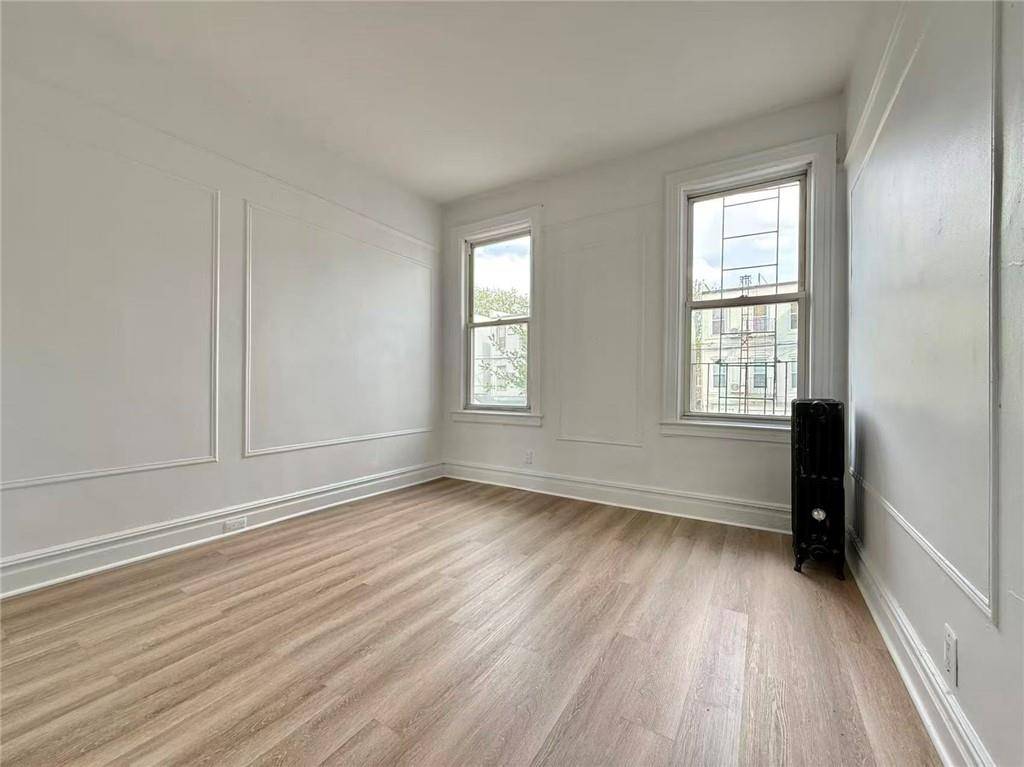 81 Bay 7th ST, Brooklyn, NY 11228