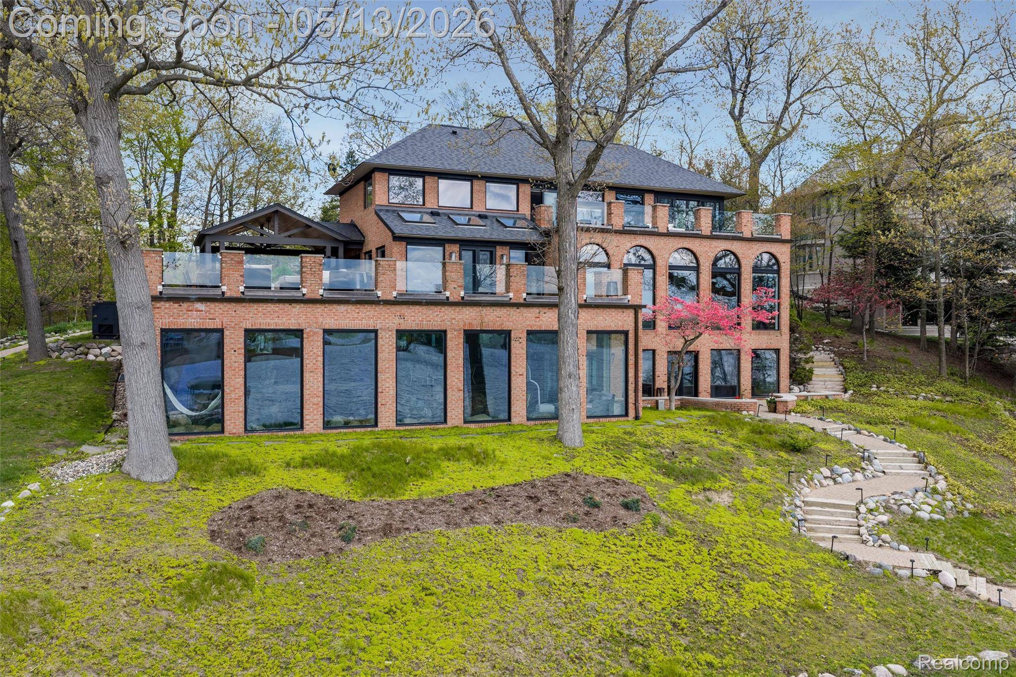 1789 Blue Heron CT, Bloomfield Hills, MI 48302