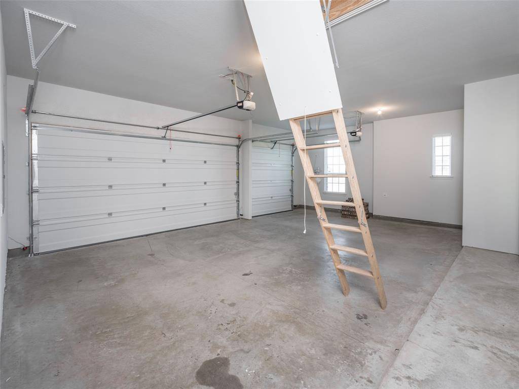 2108 Charters Circle, Nevada, TX 75173