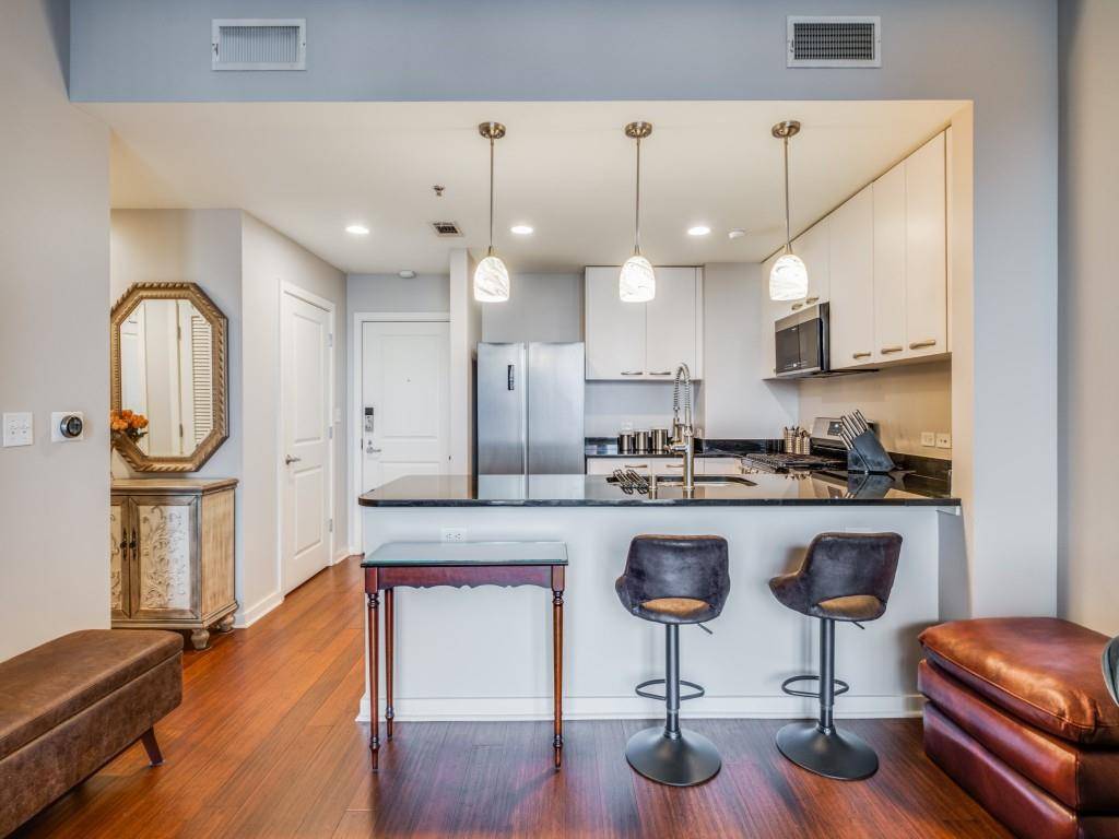 1200 Main Street #703, Dallas, TX 75202