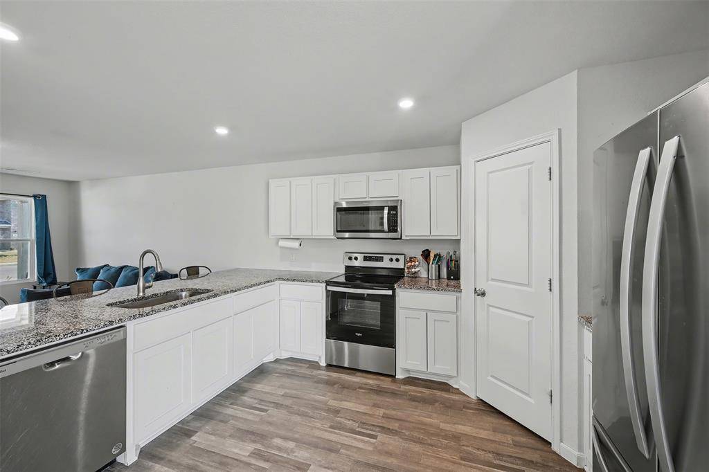 3557 Chestnut Oak Drive, Dallas, TX 75253