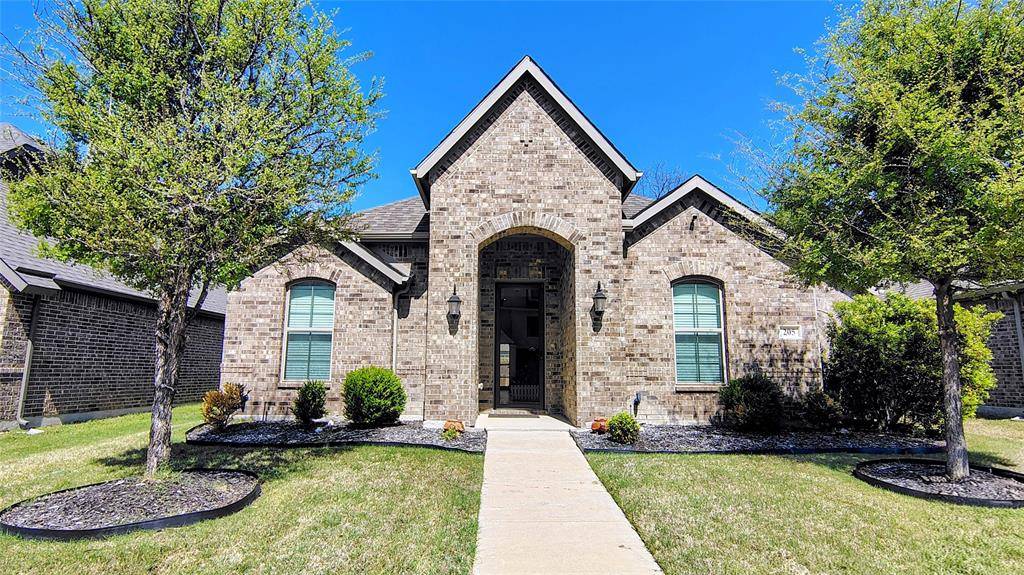 205 Violet Drive, Waxahachie, TX 75165