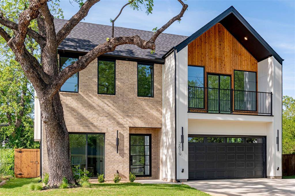 2619 Emmett Street, Dallas, TX 75211