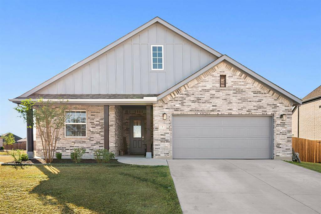1 Covey Lane, Sanger, TX 76266