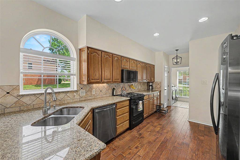3350 Summerfield Drive, Grapevine, TX 76051