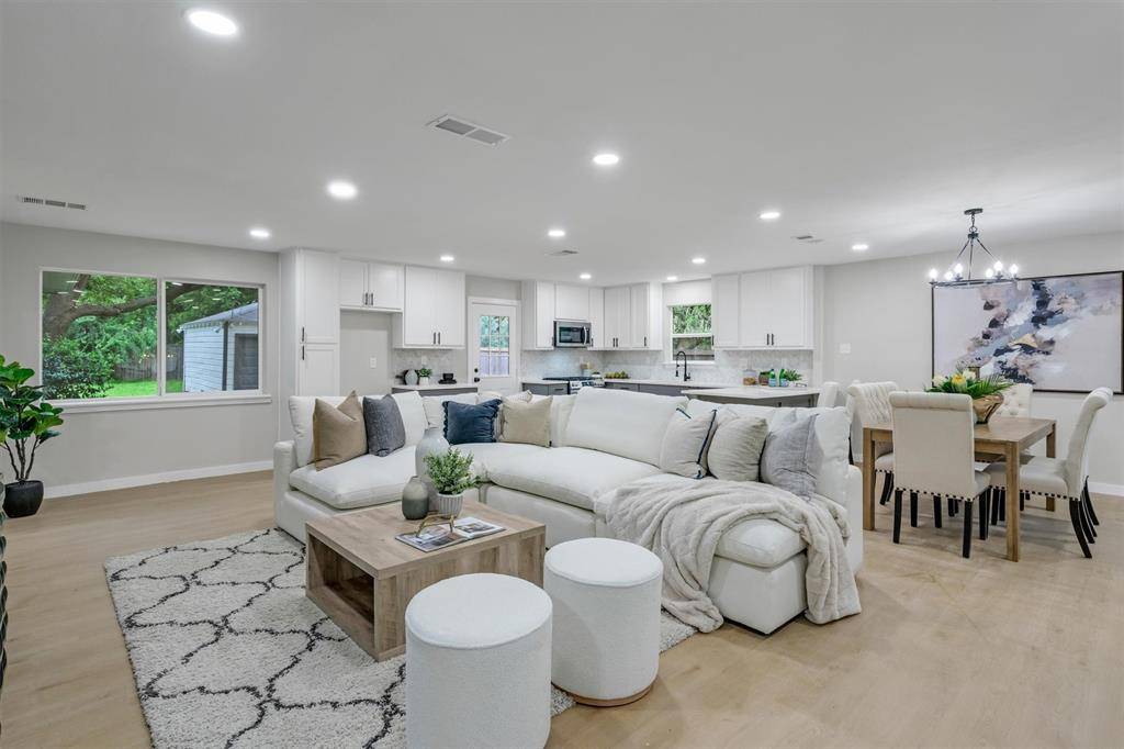 4815 Kelman Street, Dallas, TX 75214
