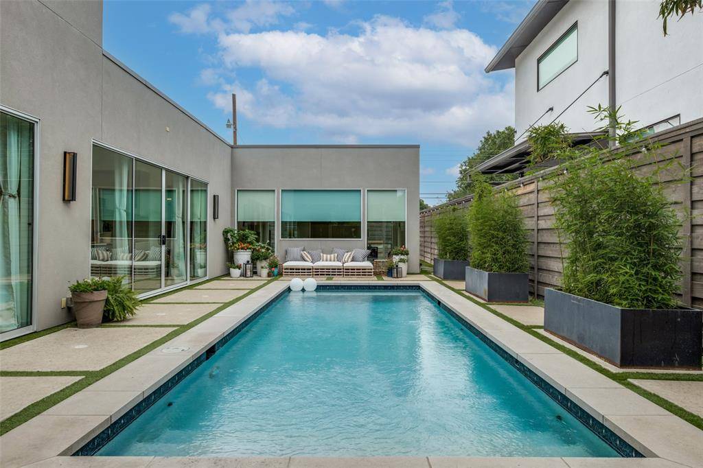 4347 Bonham Street, Dallas, TX 75229