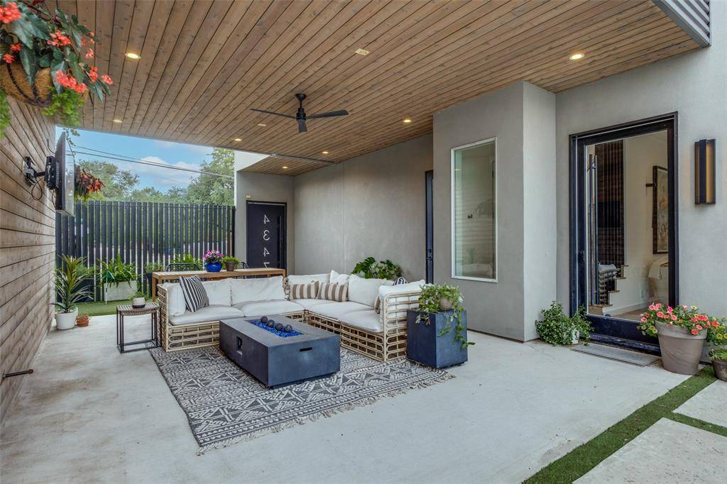 4347 Bonham Street, Dallas, TX 75229