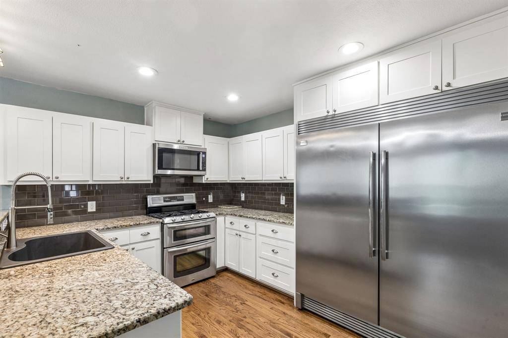 8914 Eustis Avenue, Dallas, TX 75218
