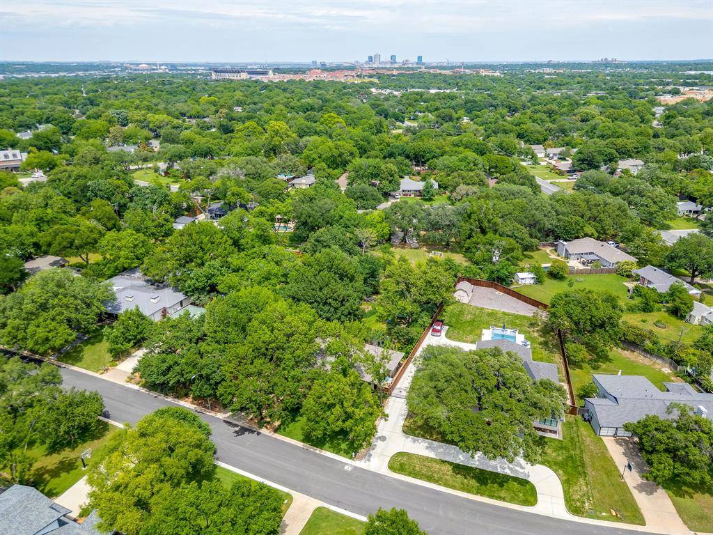 3628 Manderly Place, Fort Worth, TX 76109