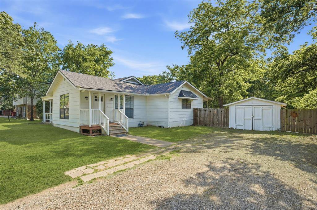 1800 Island Bayou, Bonham, TX 75418