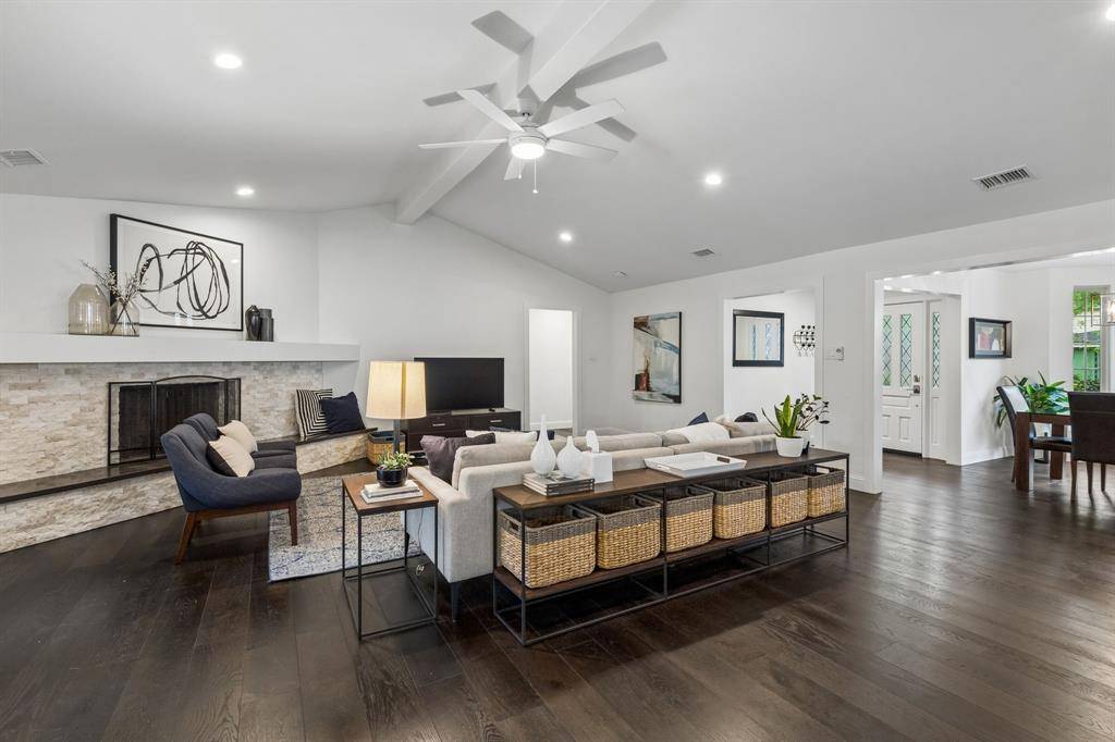 9515 Robin Meadow Drive, Dallas, TX 75243