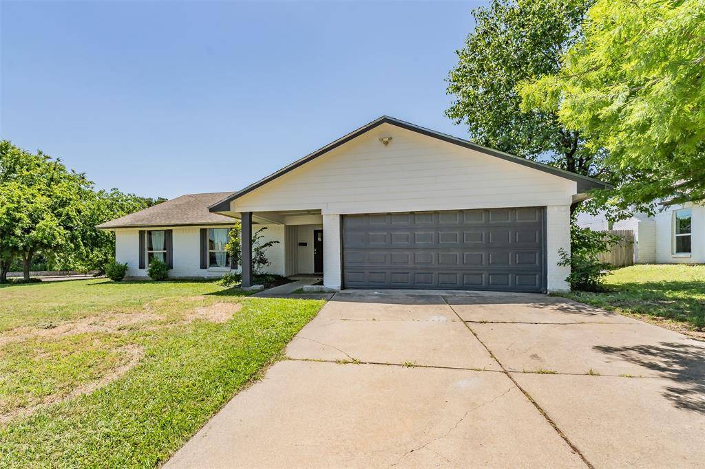 2034 Cedarwood Drive, Carrollton, TX 75007