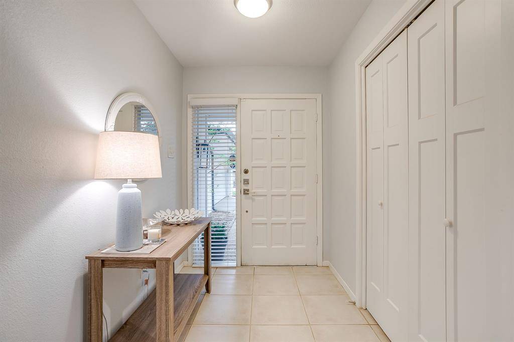 6413 Whitman Avenue, Fort Worth, TX 76133