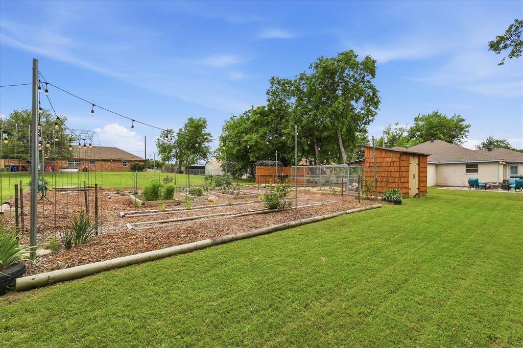1005 1st Street, Princeton, TX 75407