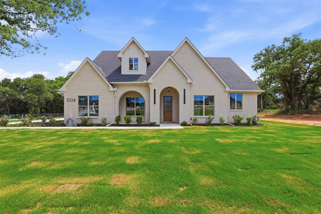 1004 Arbor Vista, Azle, TX 76020
