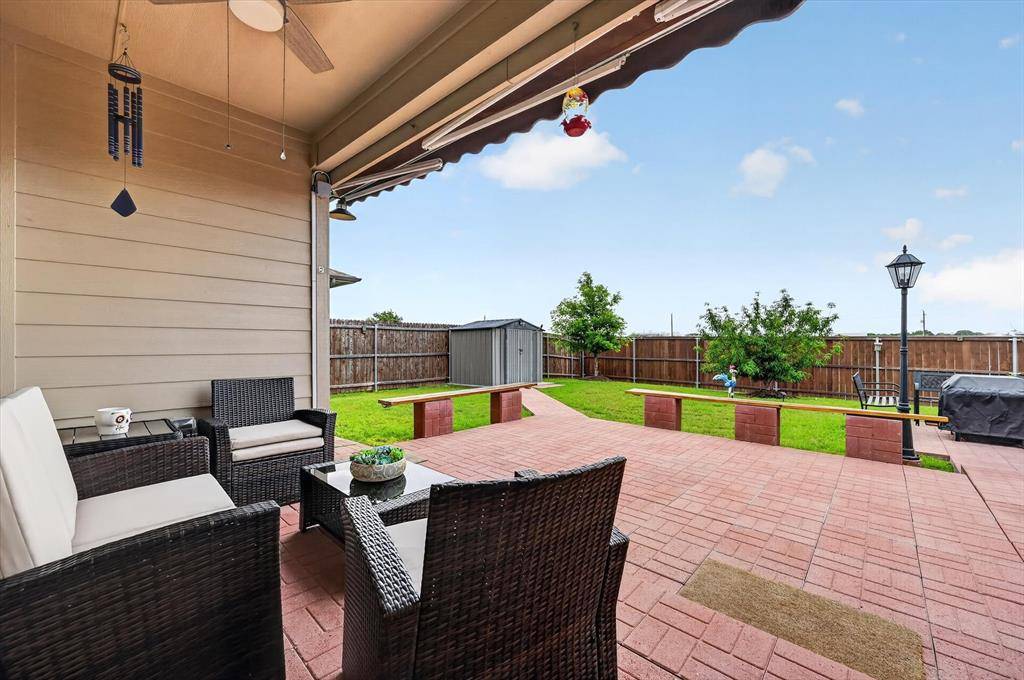 9653 Calhoun Falls Drive, Fort Worth, TX 76108