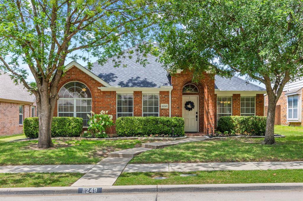 11249 Las Polamas Drive, Frisco, TX 75033