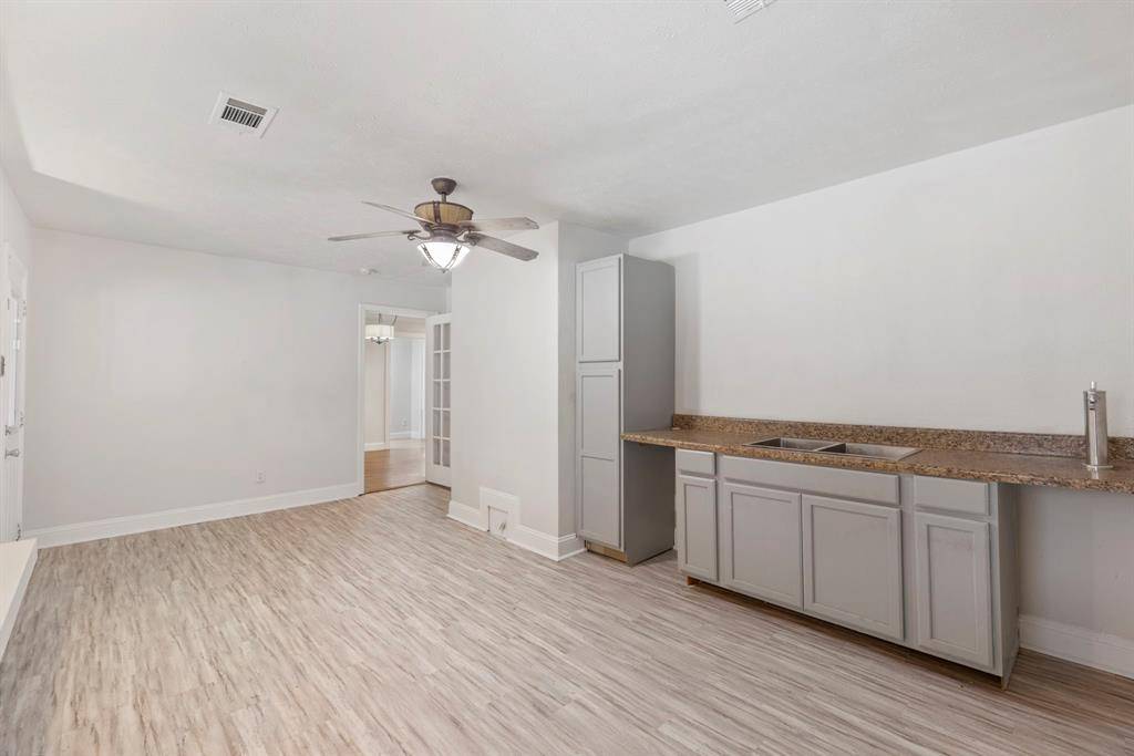 2301 Huntington Drive, Plano, TX 75075