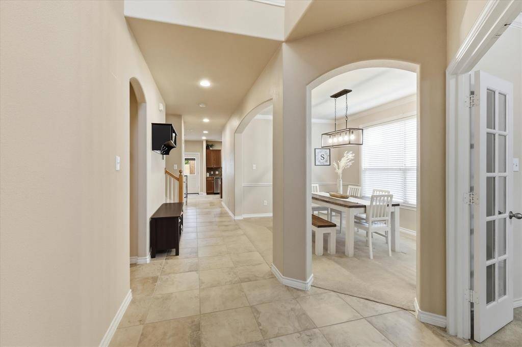 2825 Treasure Cove Drive, Lewisville, TX 75056